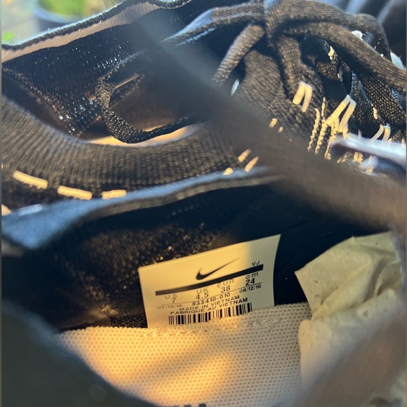 Nike sneakers - Picture 8 of 8